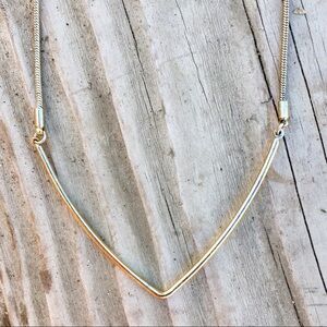 Gold V necklace 🌟 jewelry